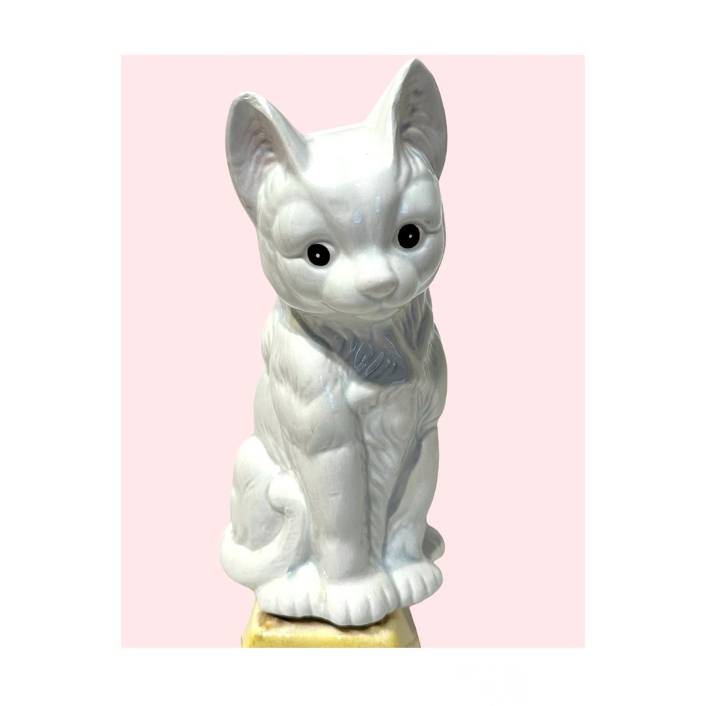 Vintage White Ceramic Cat Figurine